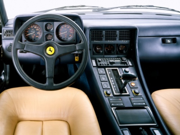 Ferrari 412 Спорткупе фото