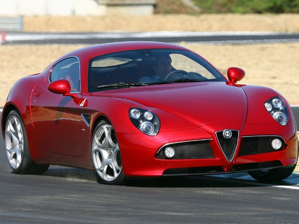 Alfa Romeo 8C Competizione фото