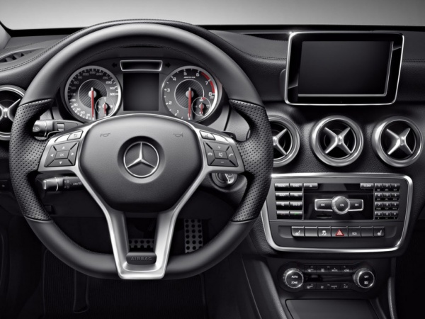 Mercedes-Benz A-класс AMG фото