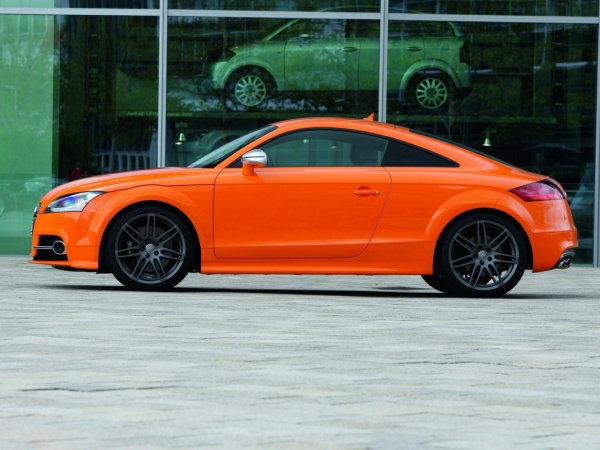 Audi TTS фото