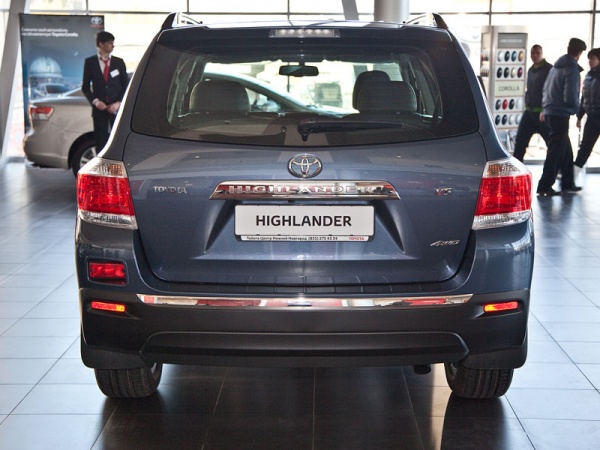 Toyota Highlander фото