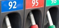 92-й или 95-й бензин лучше для машины в жару?